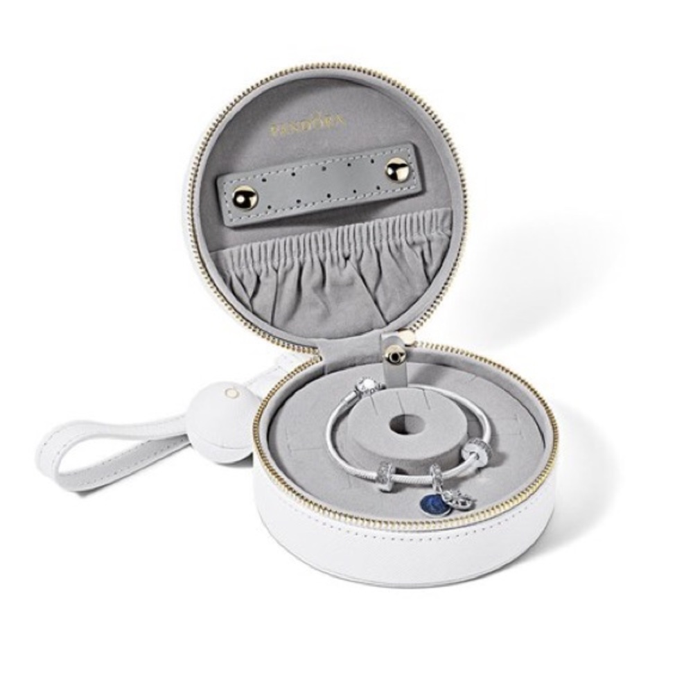 Pandora Dazzling Wishes Bracelet Set